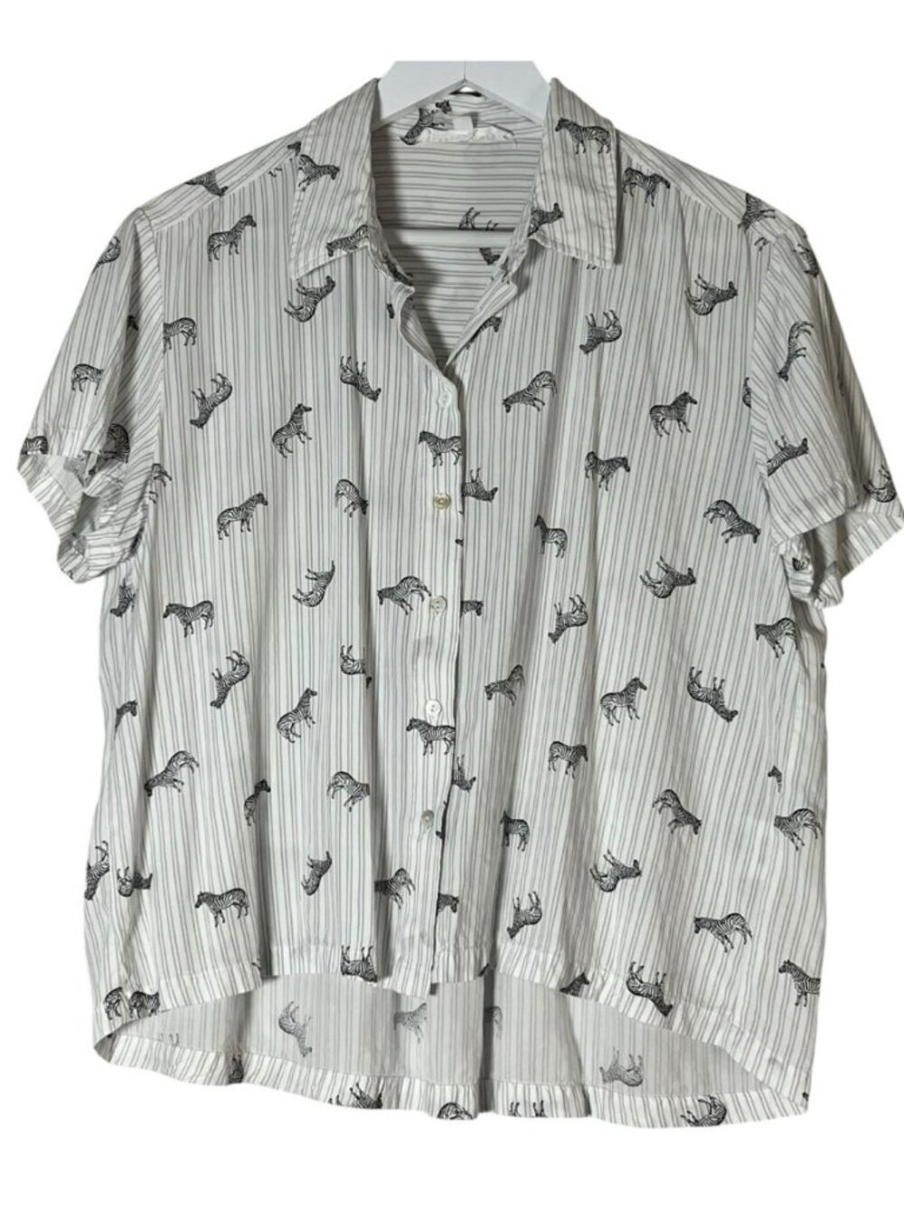 Jane + Delancey Striped Zebra Novelty Print Button Down Blouse Short Sleeve L
